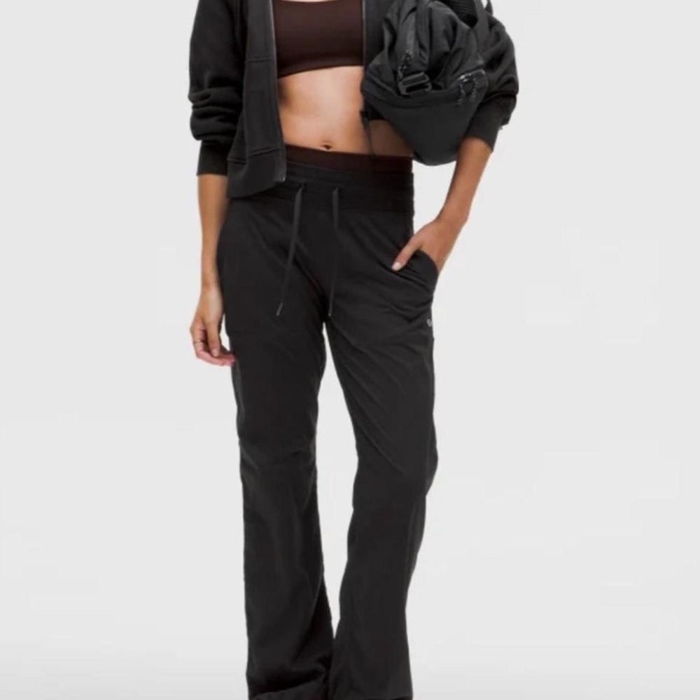 Lululemon dance studio pants in black Size 6 square dot